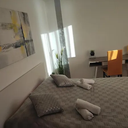 Apartment Lamia S Pogledom Na *