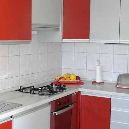 Lejlighed Apartman Lamia Na Uzvisini S Pogledom Na More